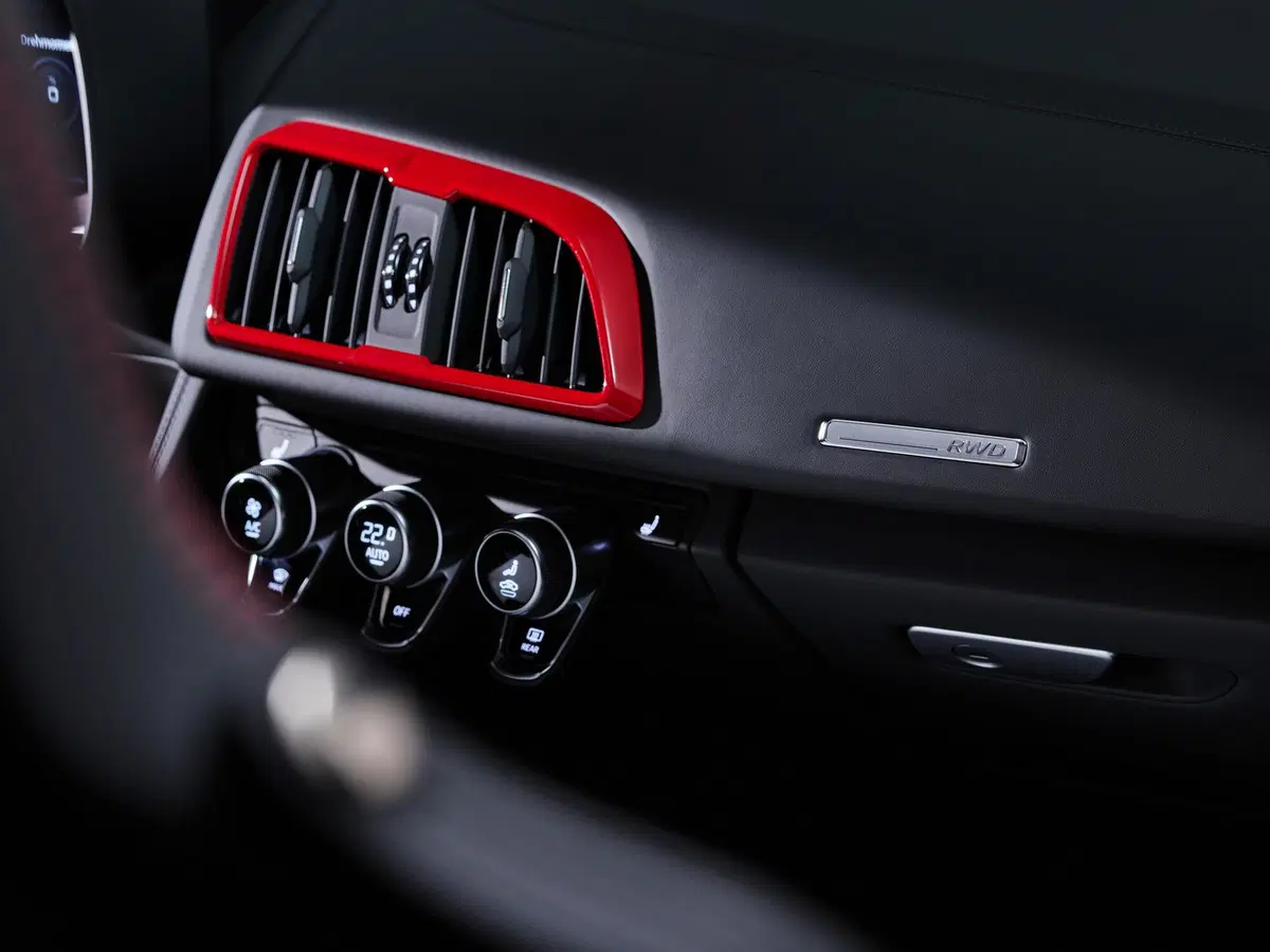 Audi R8 Cabrio (2016-24) (16)