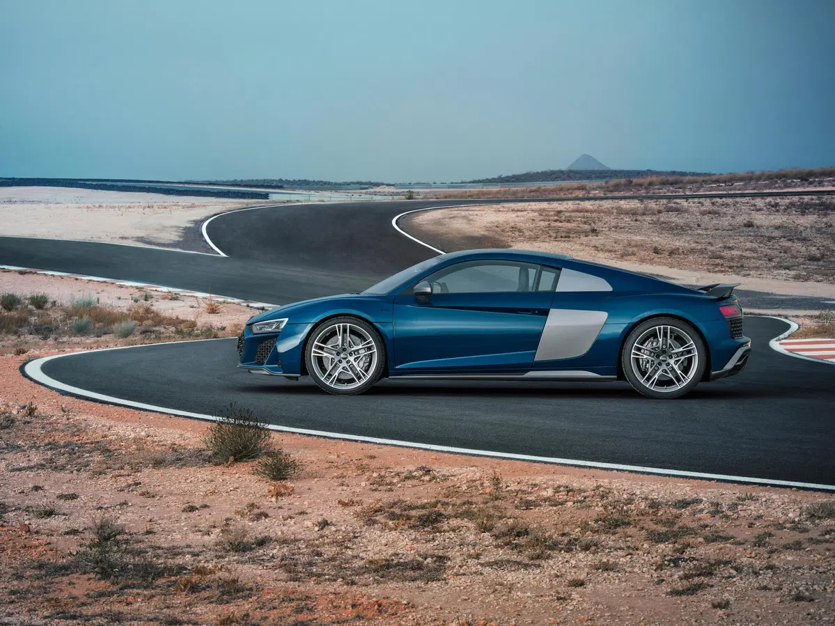 Audi R8 Coupé V10 quattro S tronic (2)
