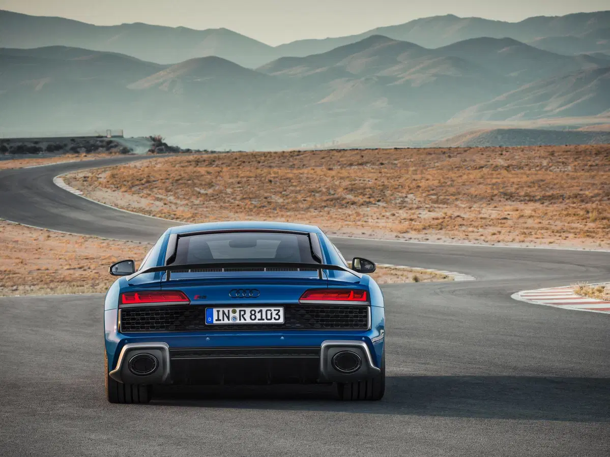 Audi R8 Coupé V10 quattro S tronic (5)