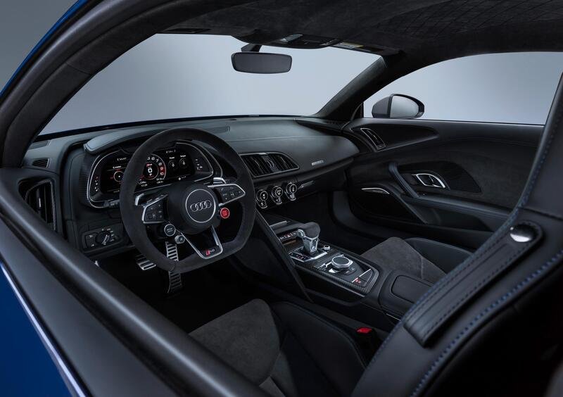Audi R8 Coupé (2015-->>) (11)