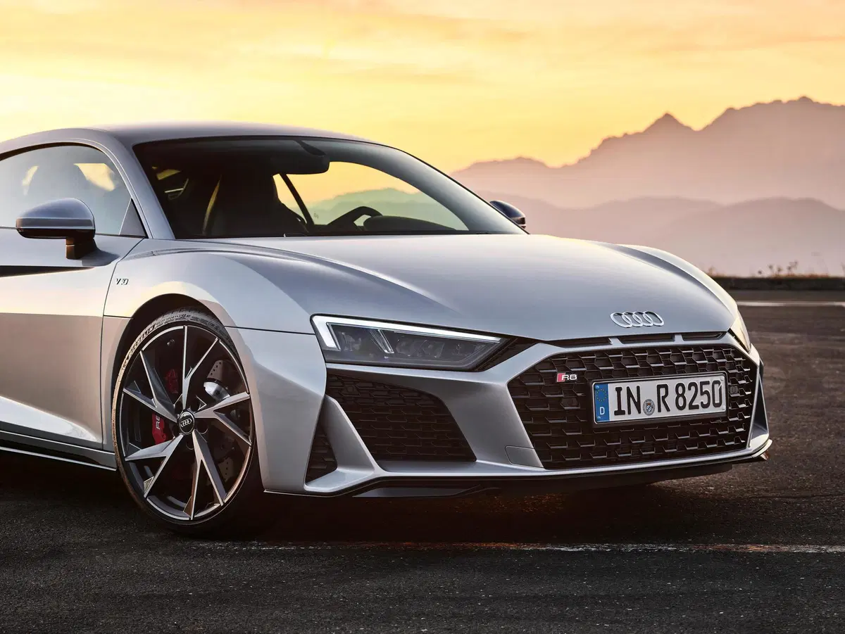 Audi R8 Coupé V10 quattro S tronic (19)