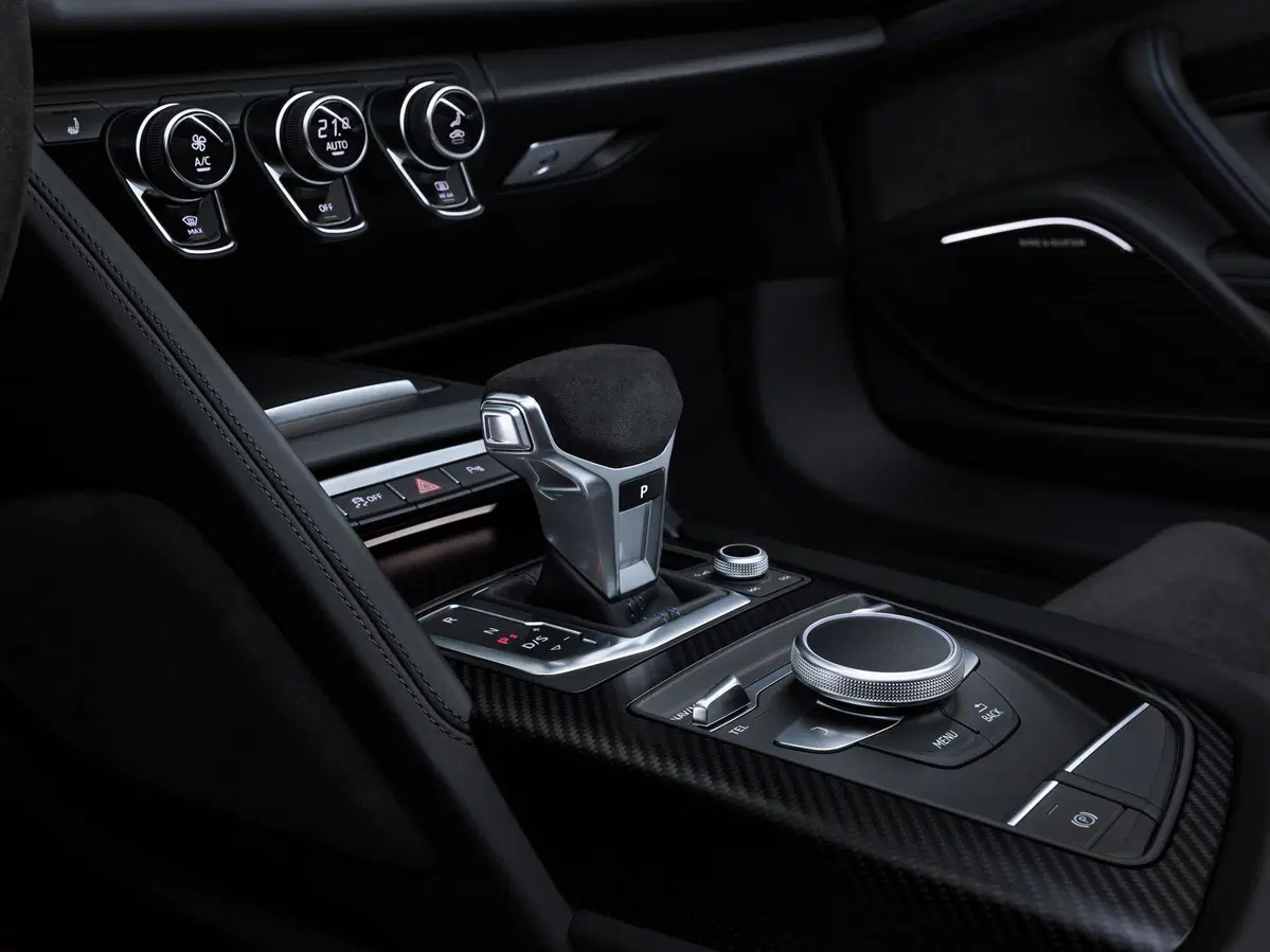 Audi R8 Coupé V10 quattro S tronic (23)