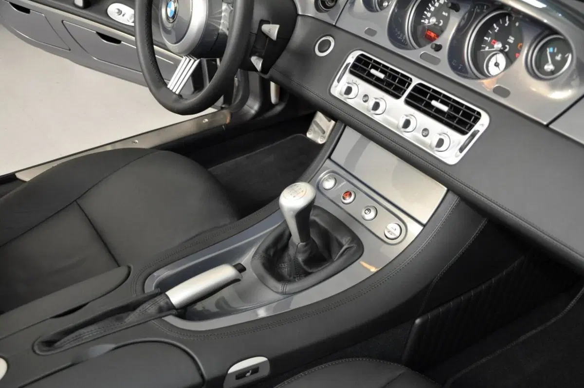 In vendita: BMW Z8 Roadster (5.0L V8) del 2002 a 300.000€ (5)