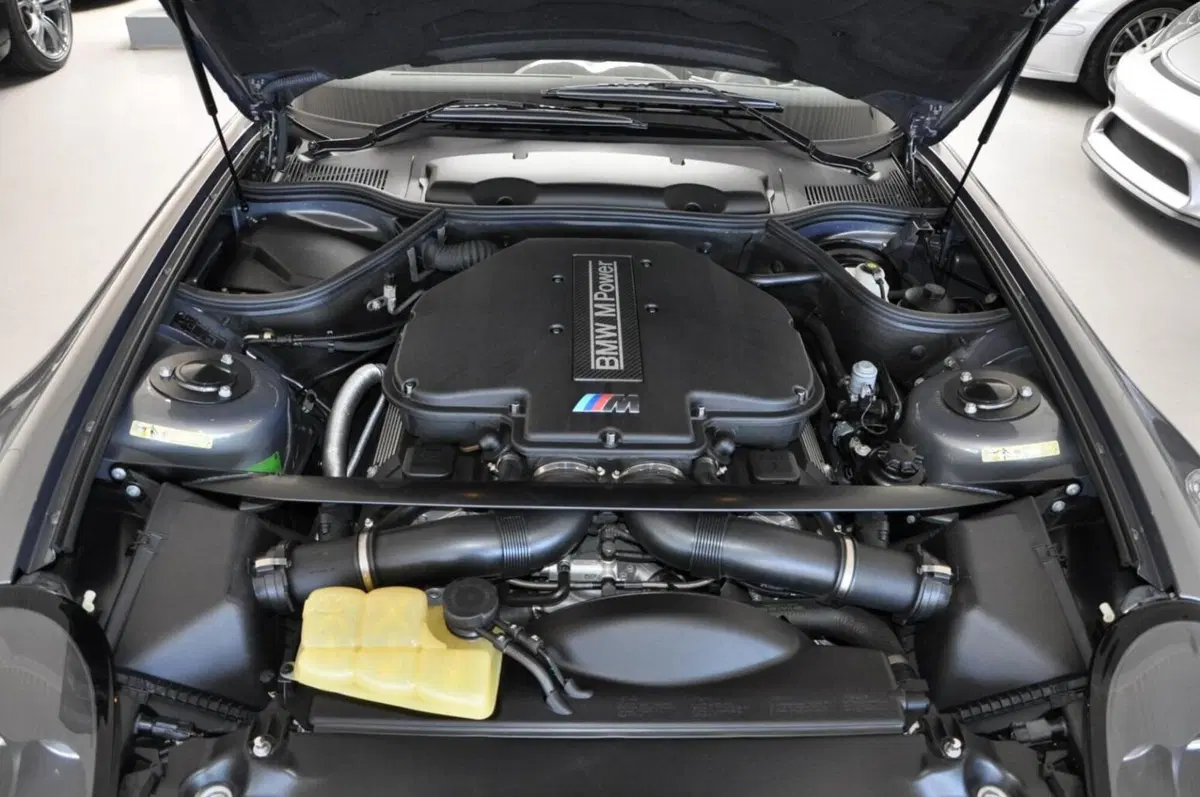In vendita: BMW Z8 Roadster (5.0L V8) del 2002 a 300.000€ (2)
