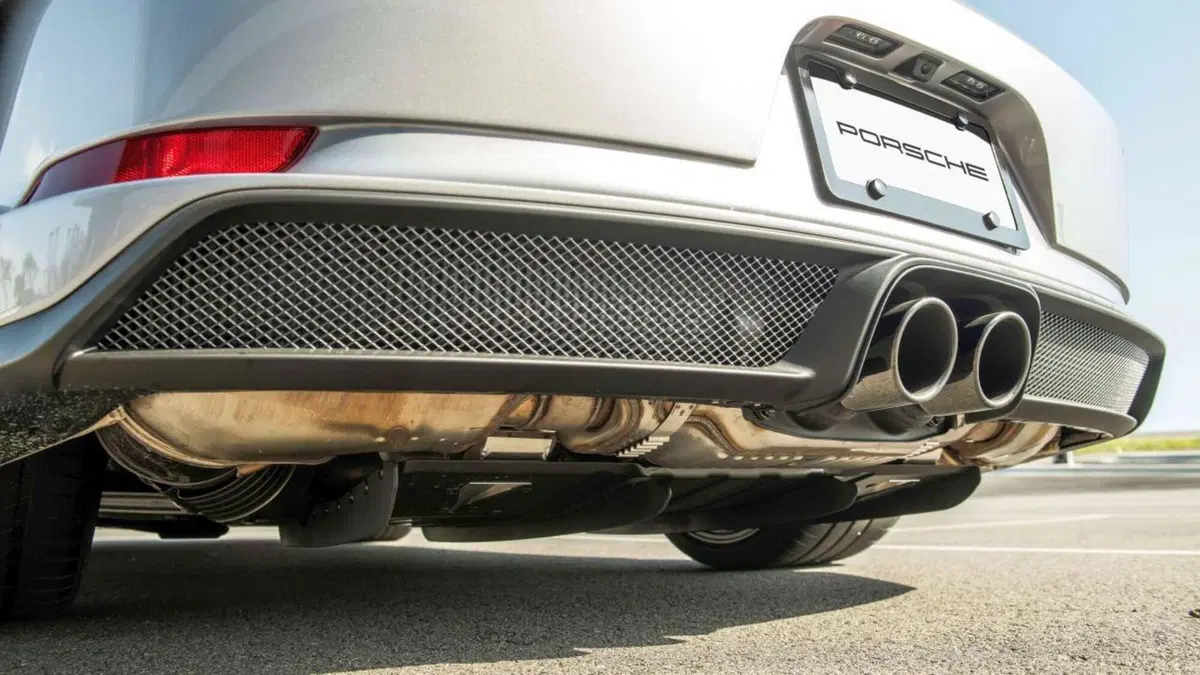 L’ultima Porsche 991 all’asta per beneficenza: assegnata a 500.000 dollari (12)