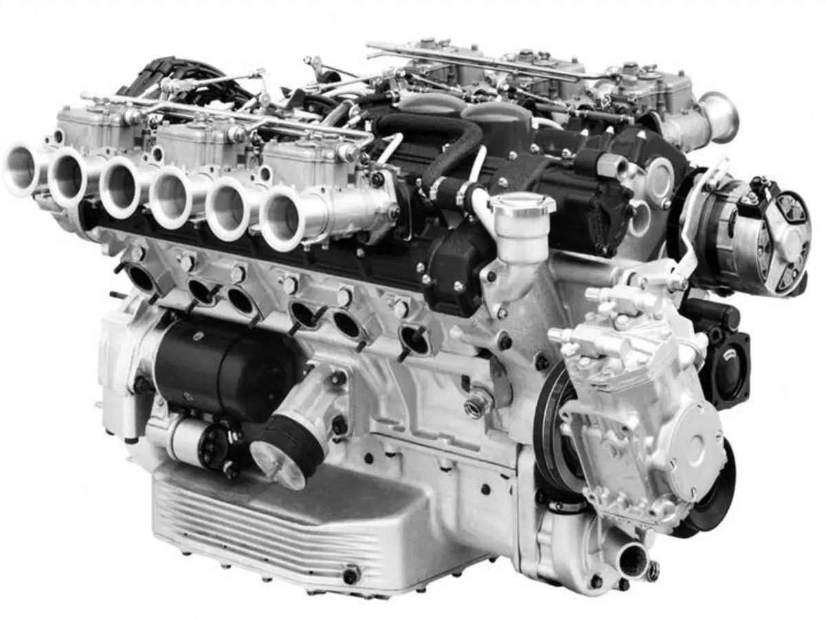 Investire in auto classiche quando la finanza è KO, Ferrari: 365 GTC/4 tedesca a 250K [perché no?] (2)