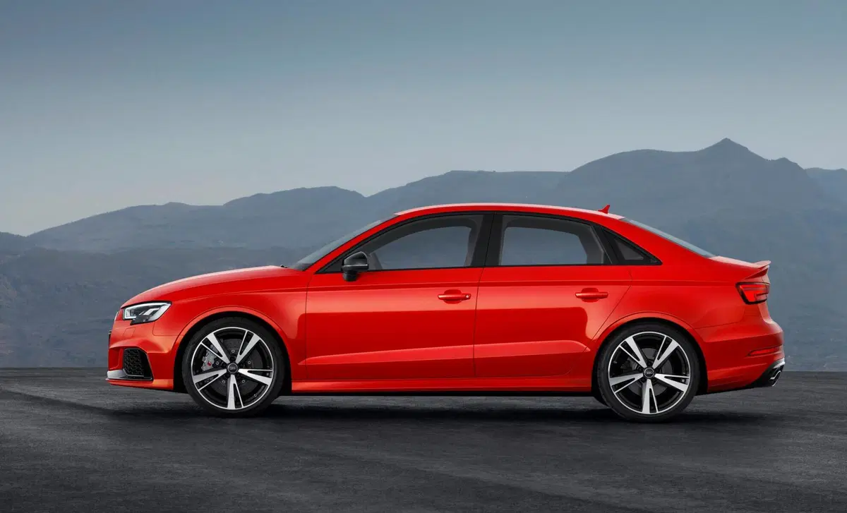 Audi RS 3 (2017-20) (2)