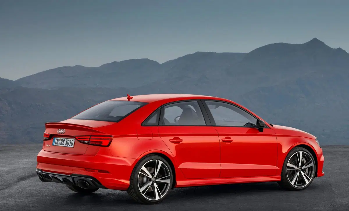 Audi RS 3 (2017-20) (4)