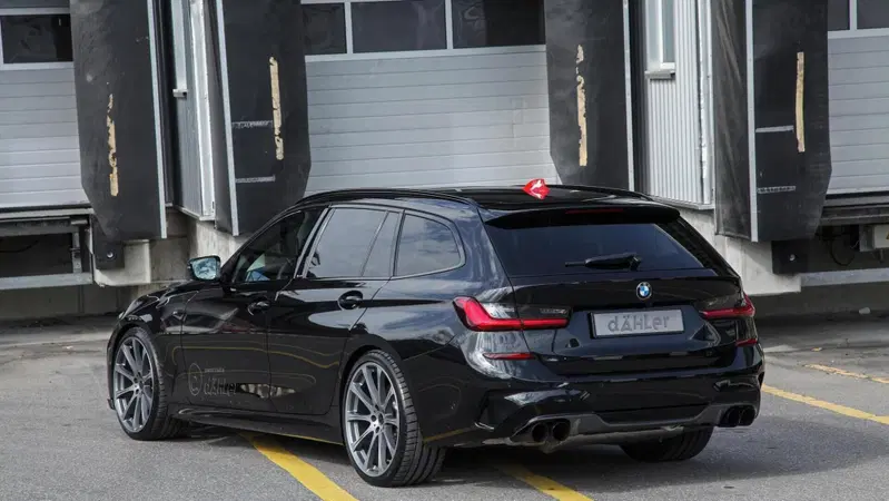 La D&auml;hler BMW M340i &egrave; la "vera" M3 Touring da 475CV
