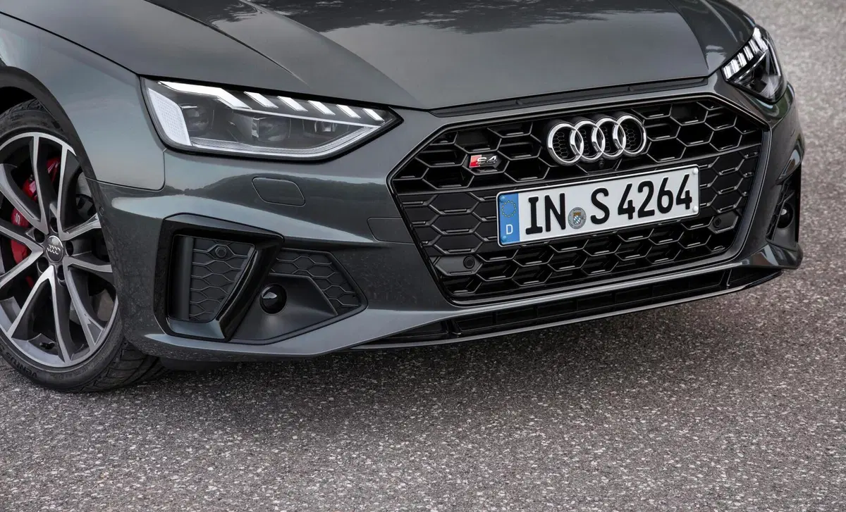 Audi S4 Avant (2016-24) (18)