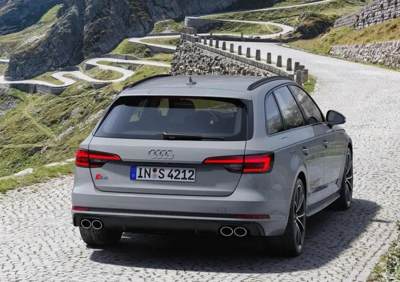 Audi S4 Avant (2016-24) (28)