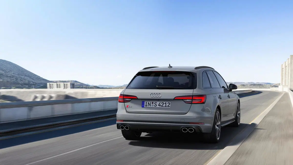 Audi S4 Avant (2016-24) (32)