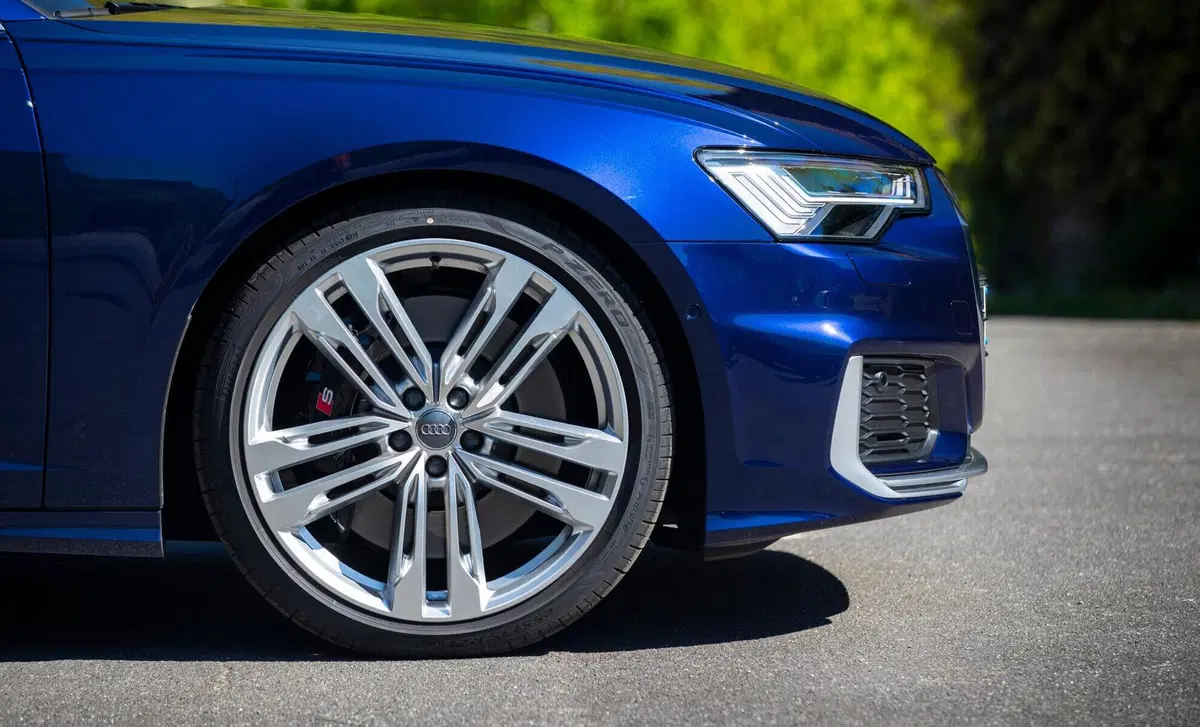 Audi S6 (25)