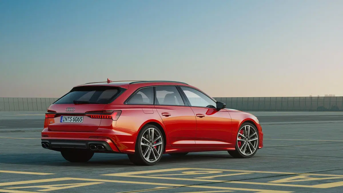 Audi S6 Avant (8)