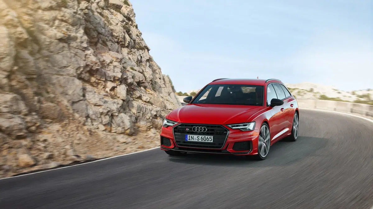Audi S6 Avant (10)