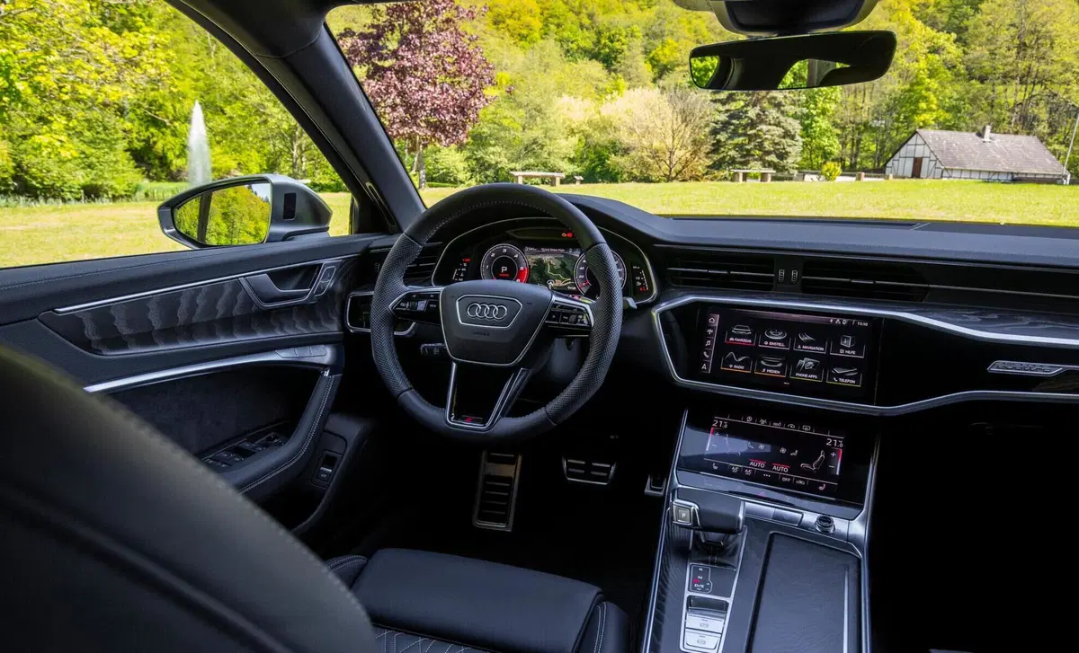 Audi S6 Avant (18)