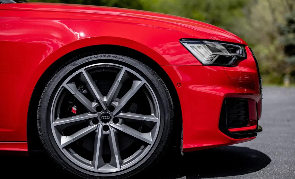 Audi S6 Avant (20)