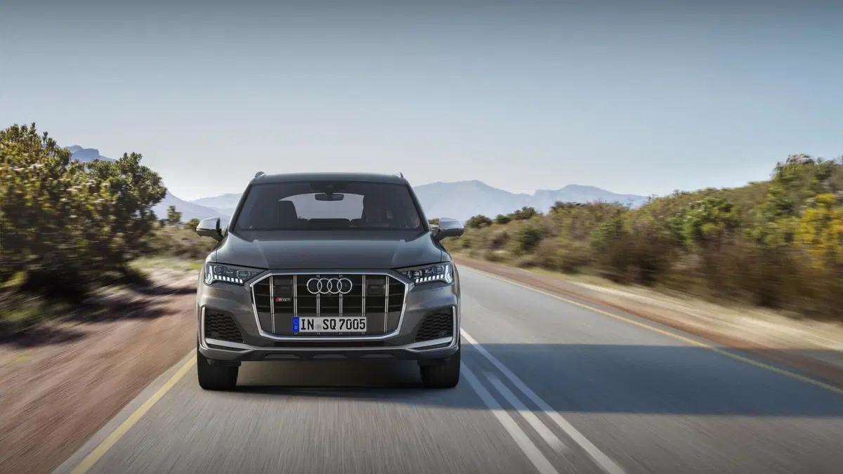 Audi SQ7 4.0 V8 TFSI quattro tiptronic sport attitude (16)