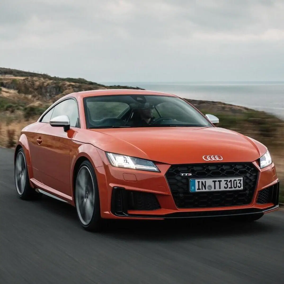 Audi TTS Coup&eacute; (2014-->>)