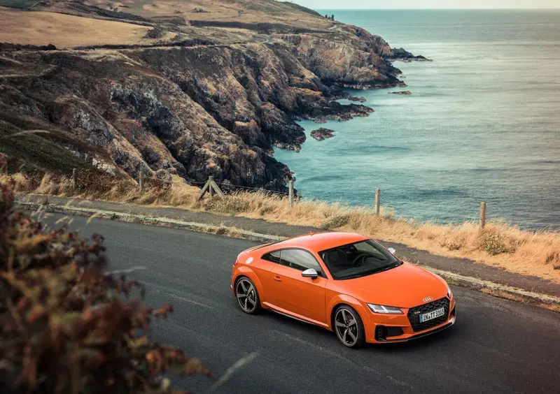 Audi TTS Coupé (2014-->>) (3)