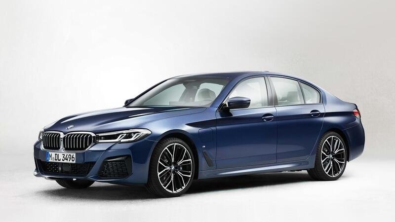 BMW Serie 5 restyling 2020, spuntano foto trapelate sul web