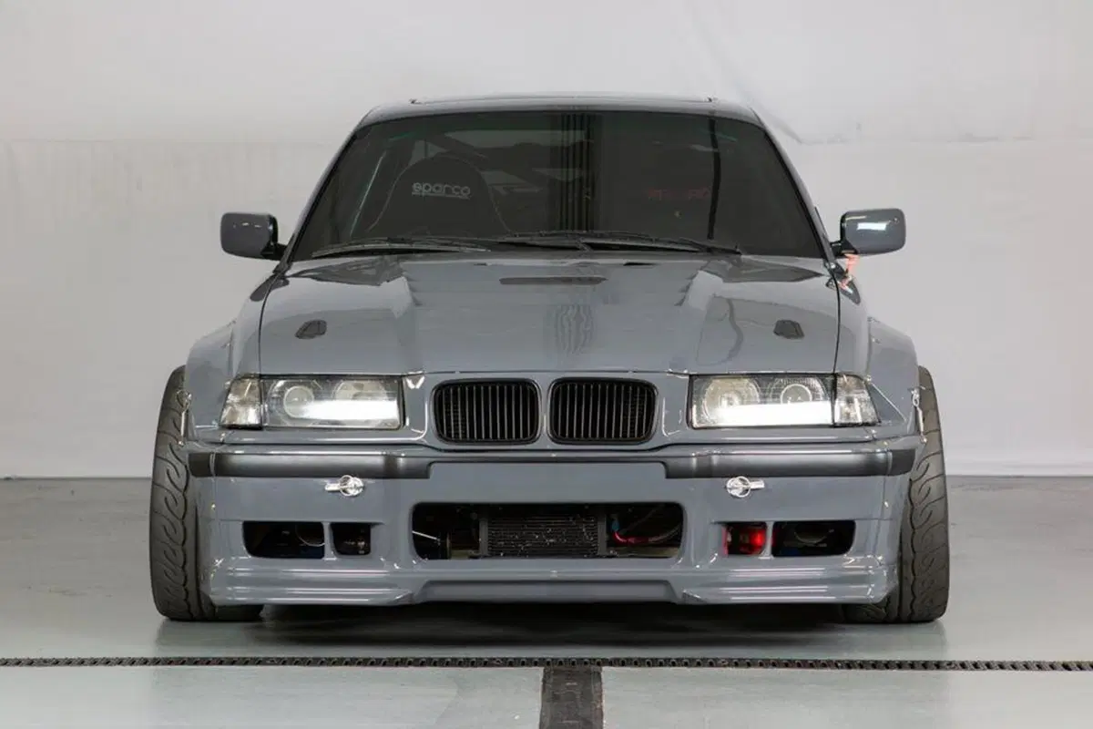 In vendita: BMW E36 Coupè con motore AMG da 6.3L e 600 cavalli! (7)
