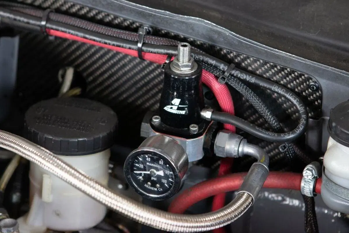 In vendita: BMW E36 Coupè con motore AMG da 6.3L e 600 cavalli! (14)