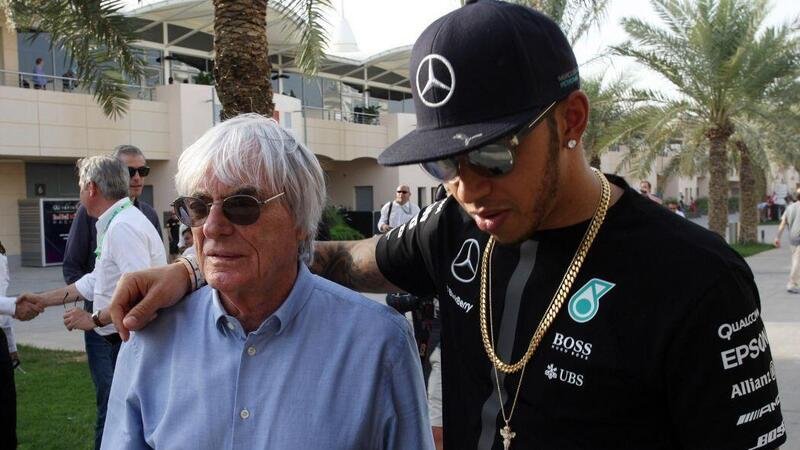 Ecclestone: &quot;Hamilton va oltre la Formula 1 e lo status di semplice pilota preconfezionato&quot;