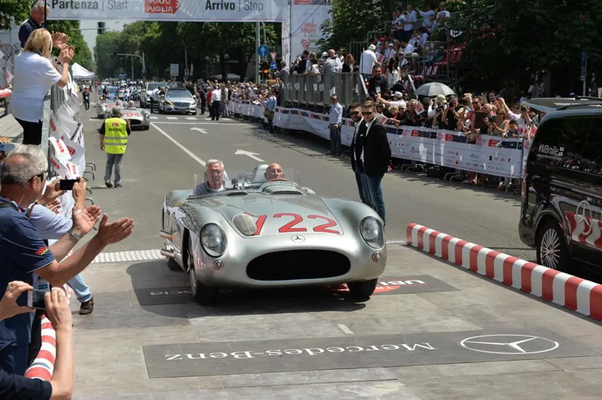 In pista sulla sopraelevata di Monza: con la Mille Miglia 2016 (4)