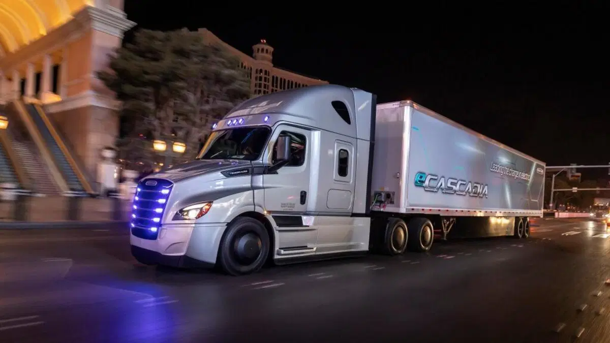 Freightliner eCascadia, il truck elettrico di Daimler (3)