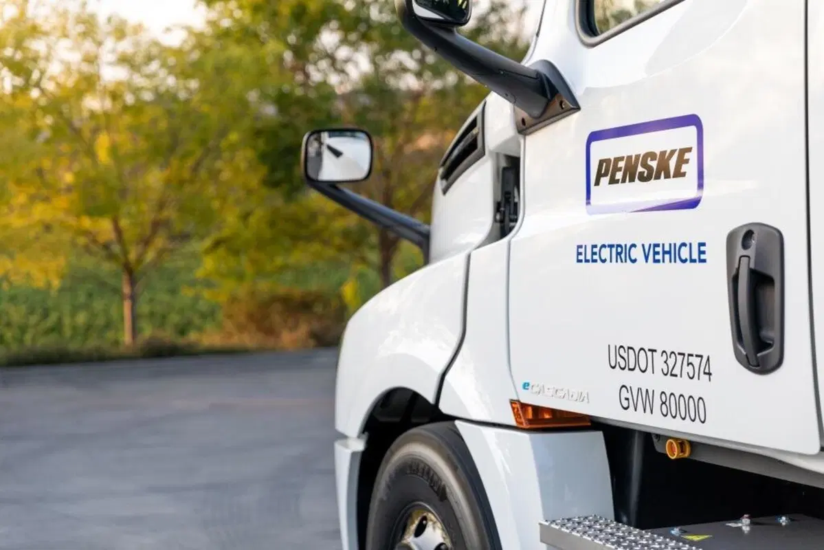 Freightliner eCascadia, il truck elettrico di Daimler (4)