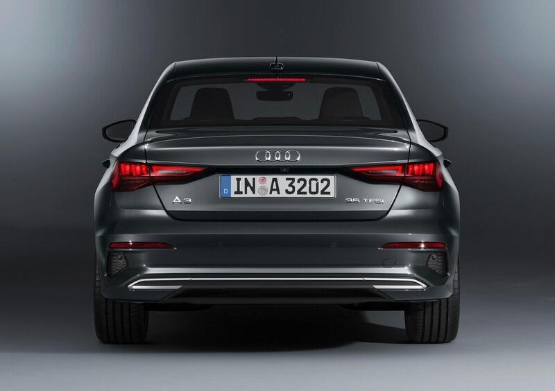 Audi A3 Sedan (2020-->>) (5)