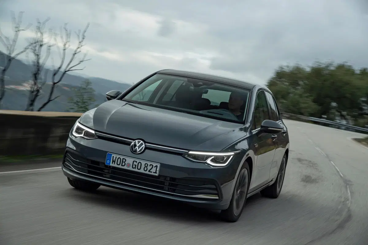 Volkswagen Golf 2.0 TDI SCR Life (7)