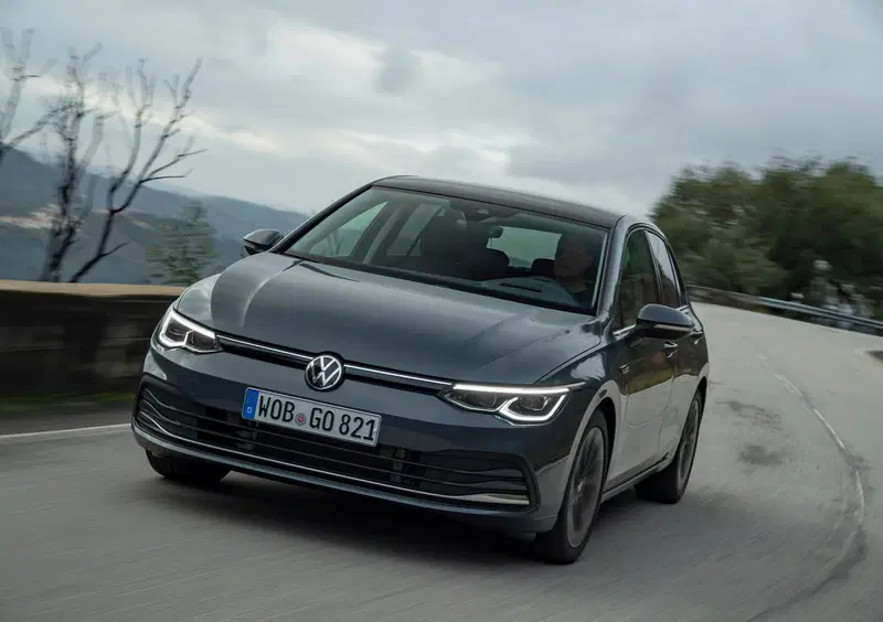 Volkswagen Golf (7)