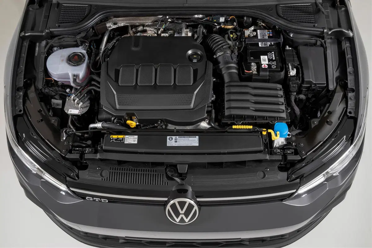Volkswagen Golf 2.0 TDI SCR Life (20)