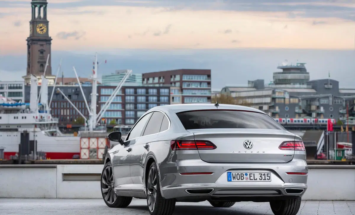 Volkswagen Arteon (2017-21) (30)