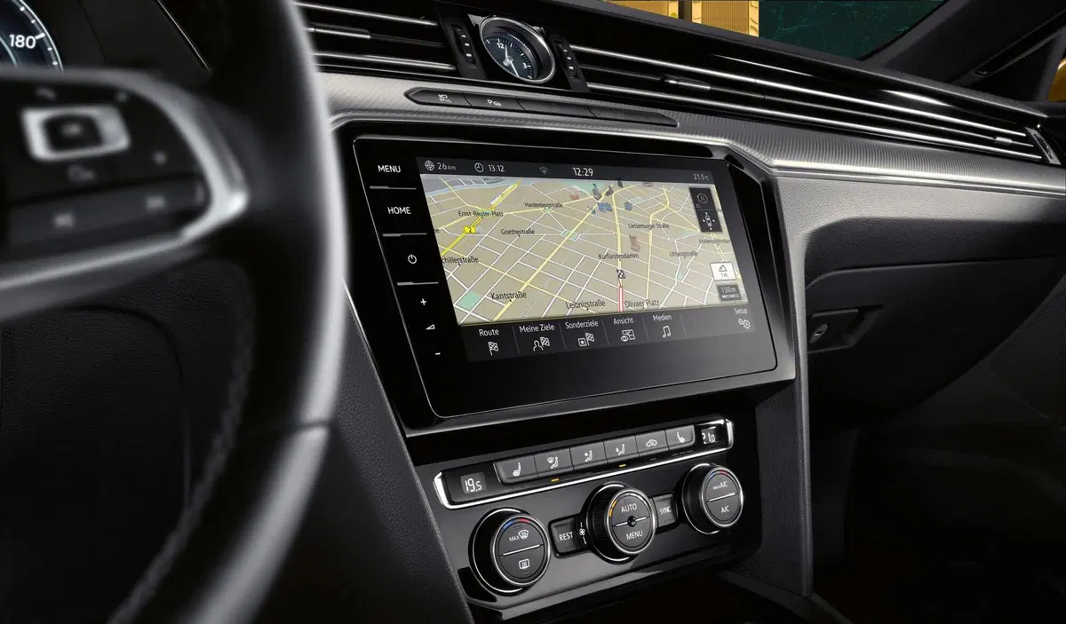 Volkswagen Arteon (2017-21) (42)