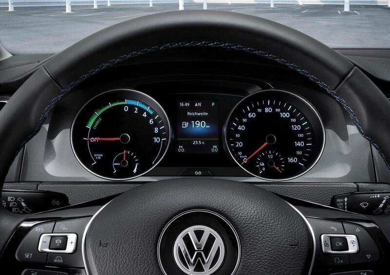 Volkswagen e-Golf (2014-21) (20)