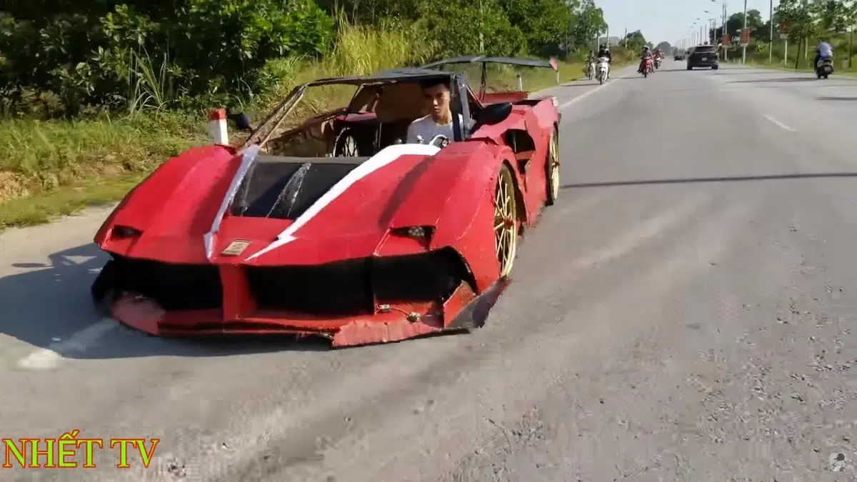 Vietnam: costruita una Ferrari FXX K di cartone funzionante [VIDEO] (4)