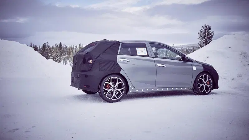 Hyundai i20 N: ecco le prime immagini della Nurburgring, in concessionaria a fine 2020