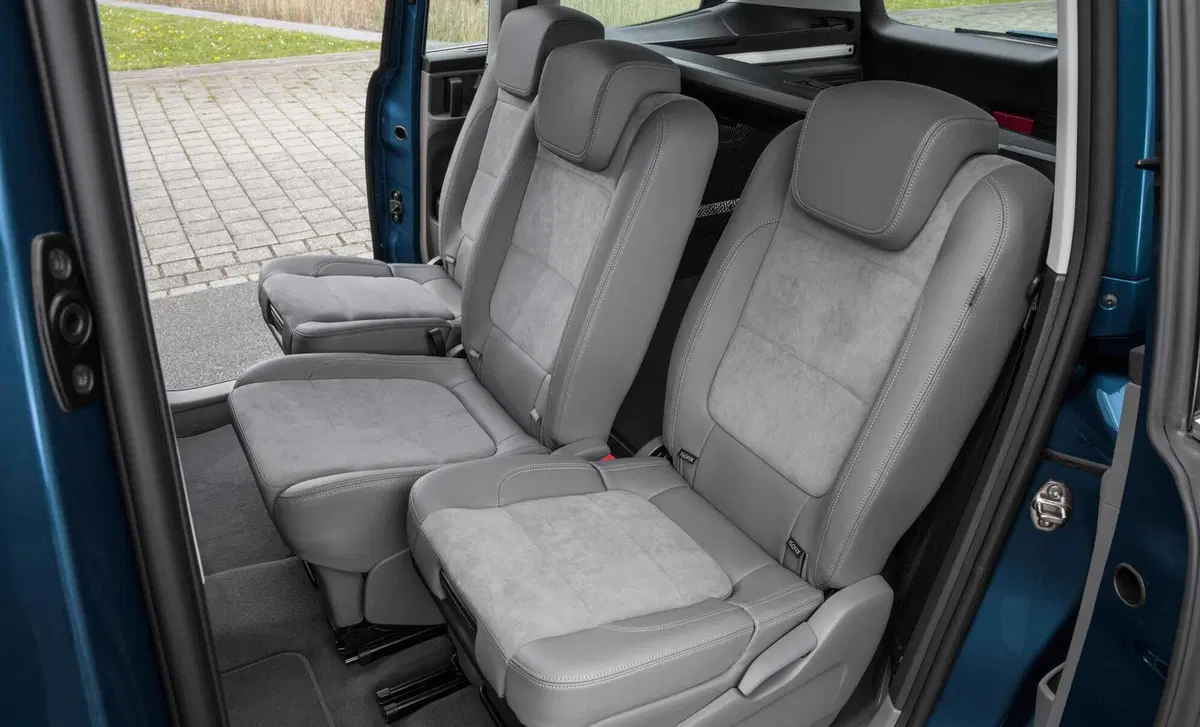 Volkswagen Sharan 2.0 TDI 177 CV SCR DSG Executive BlueMotion Tech. (13)