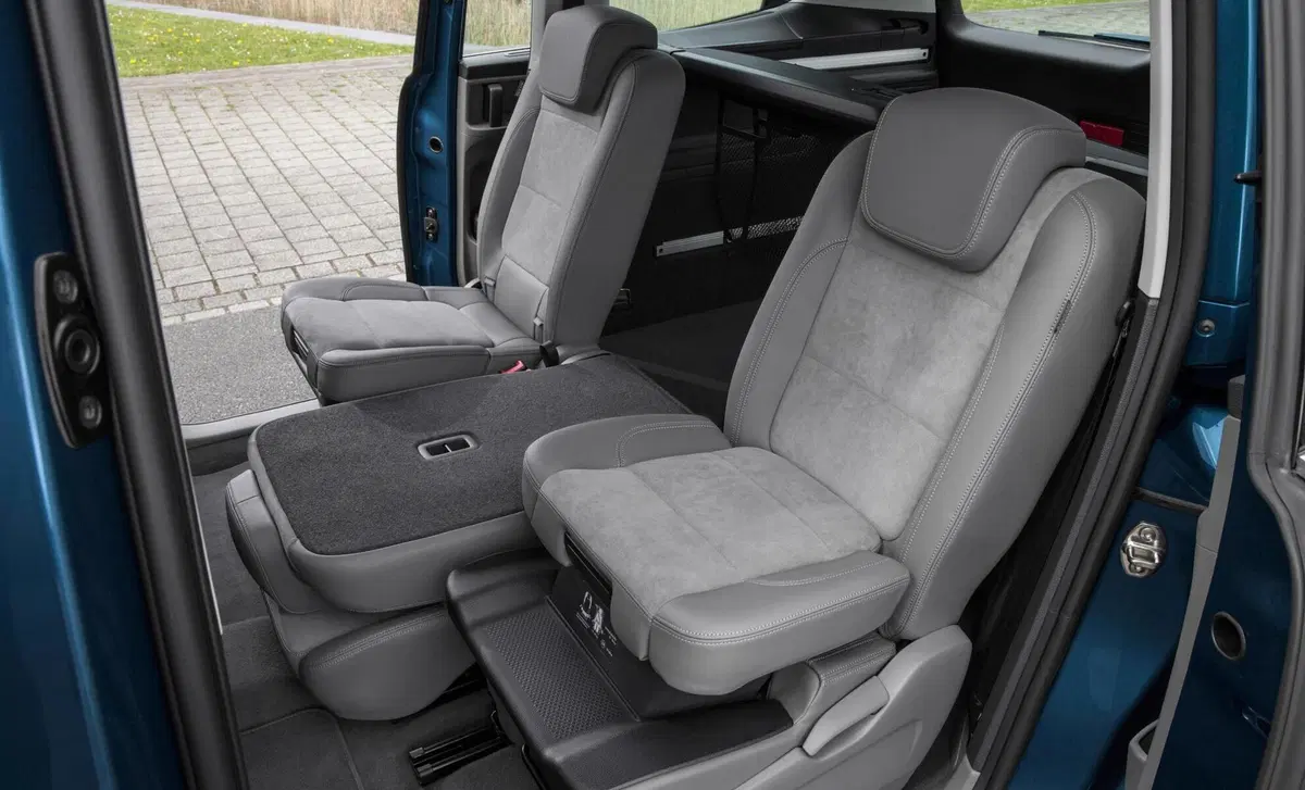 Volkswagen Sharan 2.0 TDI 177 CV SCR DSG Executive BlueMotion Tech. (18)