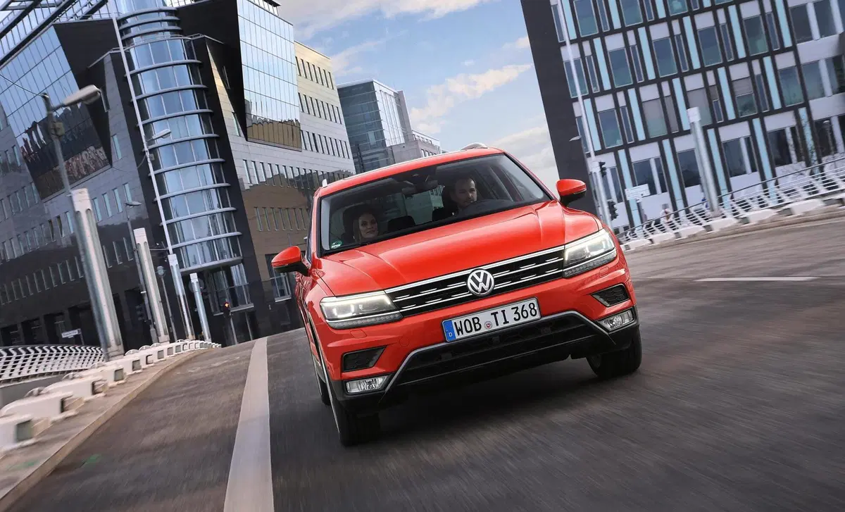 Volkswagen Tiguan (2017-23) (26)