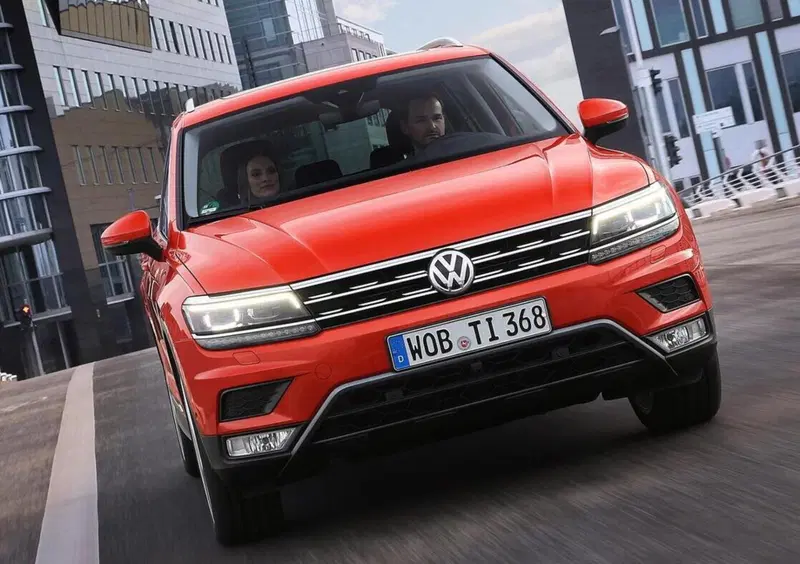 Volkswagen Tiguan (2017-23) (26)