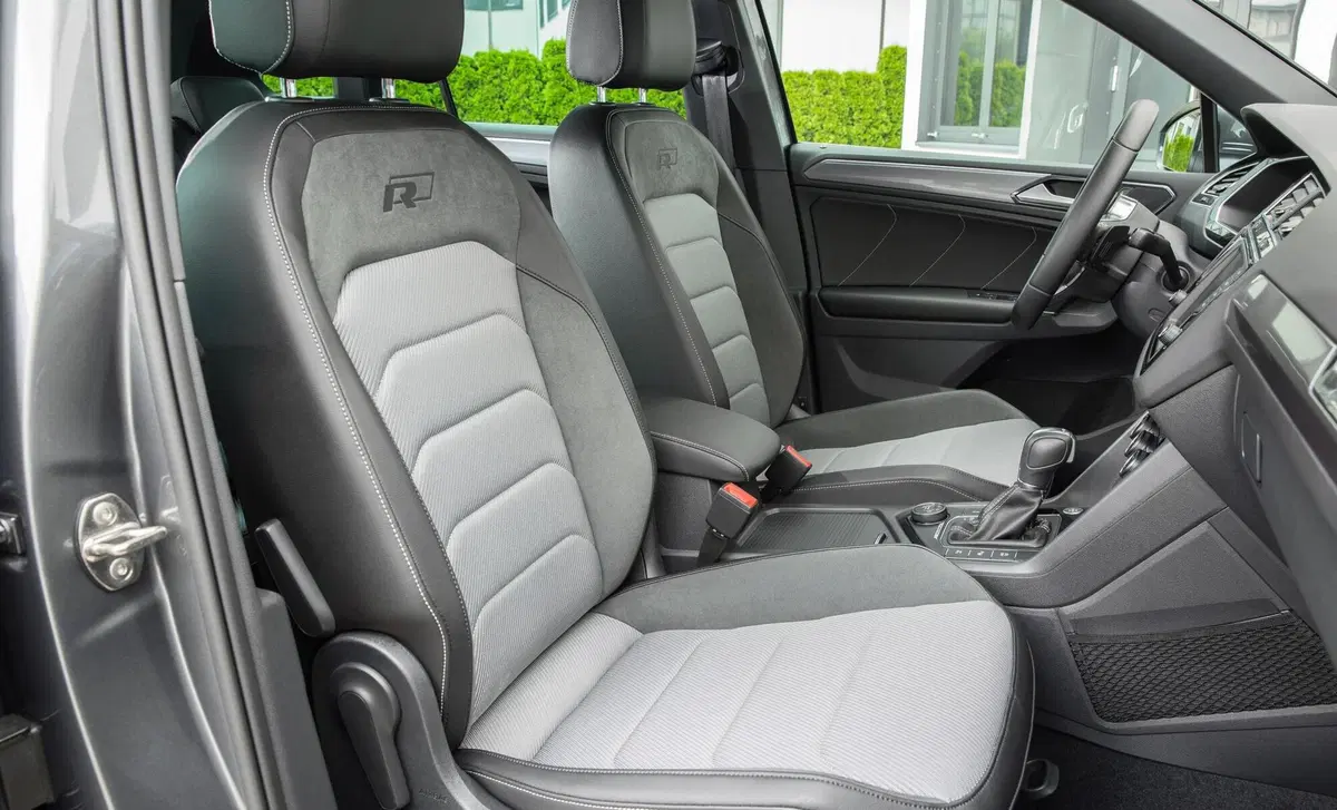 Volkswagen Tiguan (2017-23) (35)