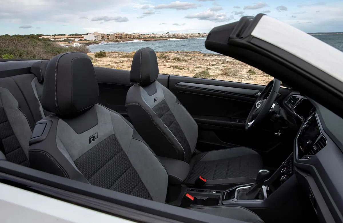 Volkswagen T-Roc Cabrio 1.5 TSI ACT DSG R-Line (40)