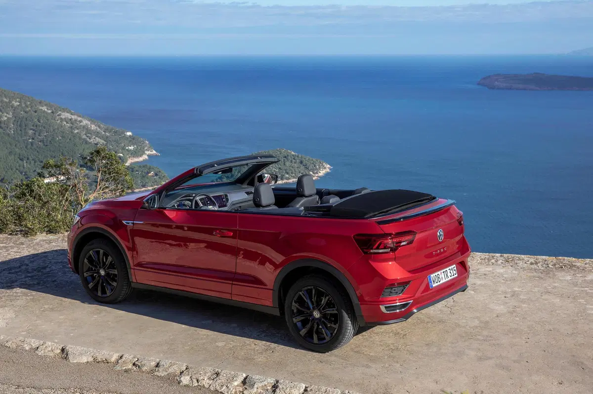 Volkswagen T-Roc Cabrio 1.5 TSI ACT DSG R-Line (27)