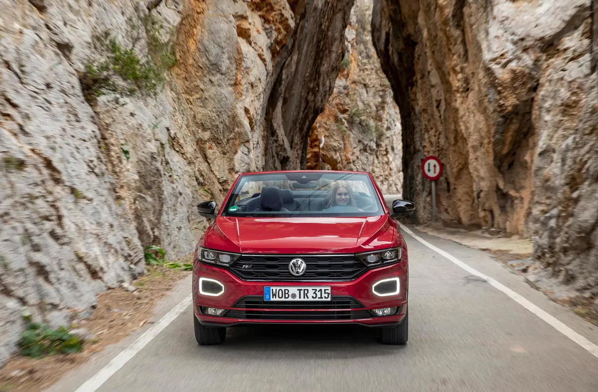 Volkswagen T-Roc Cabrio 1.5 TSI ACT DSG R-Line (26)