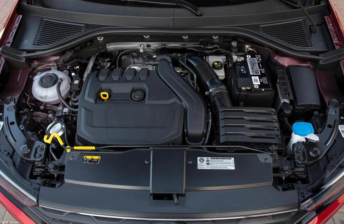 Volkswagen T-Roc Cabrio 1.5 TSI ACT DSG R-Line (48)