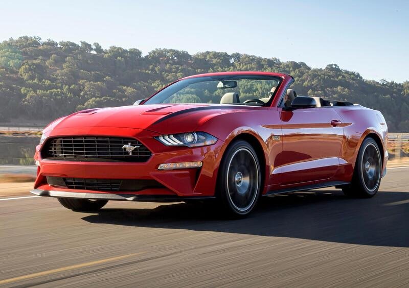 Ford Mustang Cabrio (8)